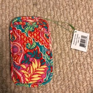 VERA BRADLEY SUNGLASSES HOLDER
